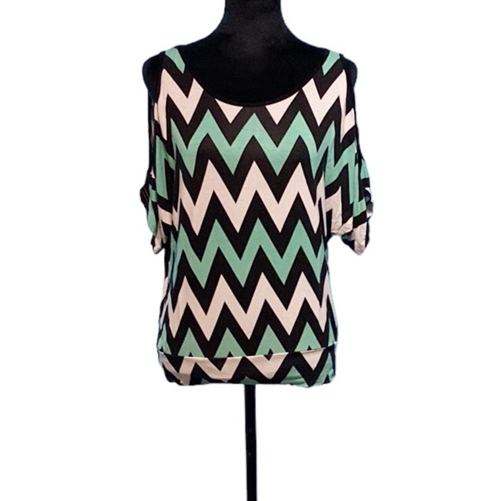Rue 21 Cold Shoulder Top - Size Medium